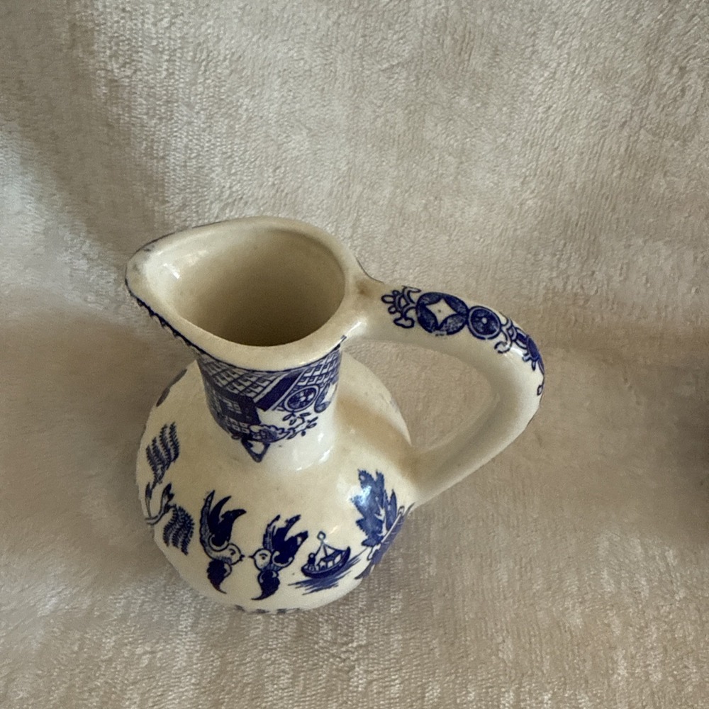 Antique Blue Willow Pattern  Set - Made in Japan - 5in. Tall Pitcher - Picture 4 of 11